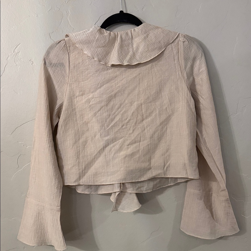 BaeVely Ruffled Beige Blouse- Size Small - Picture 3 of 3